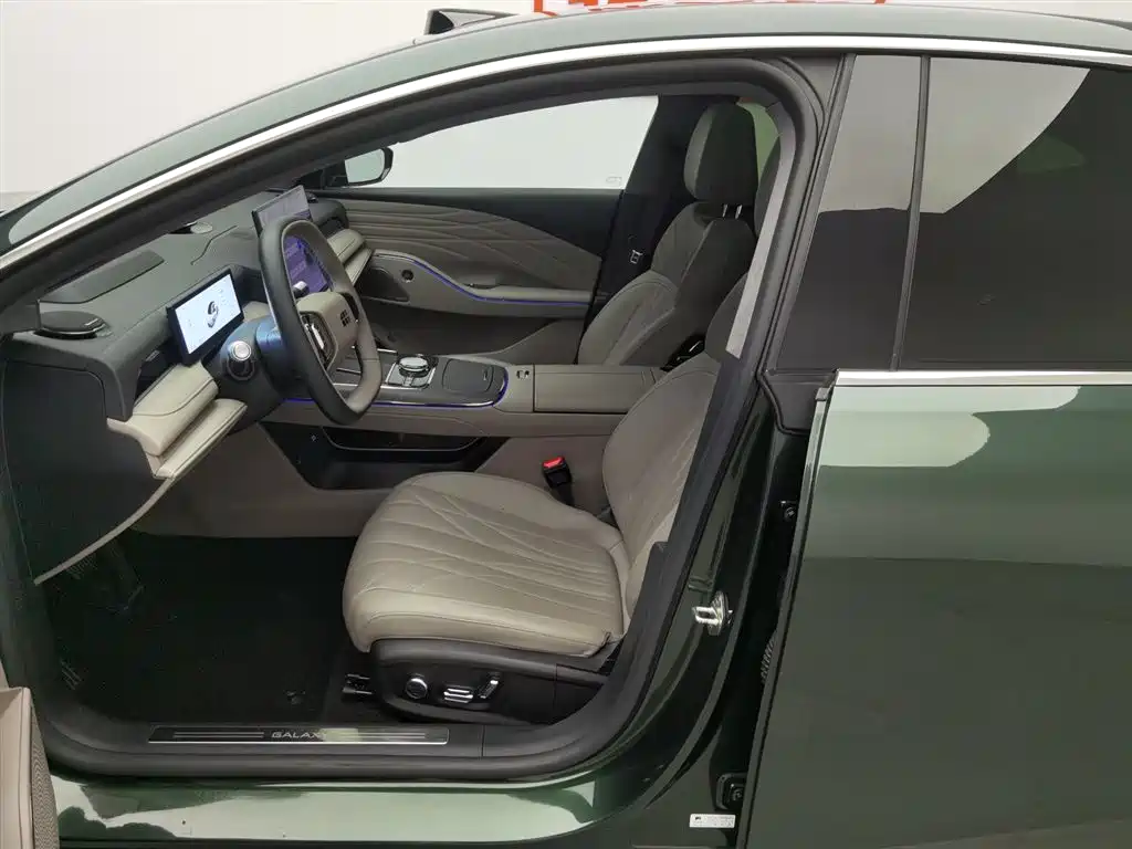 GEELY GALAXY GALAXY SPARKLE 8