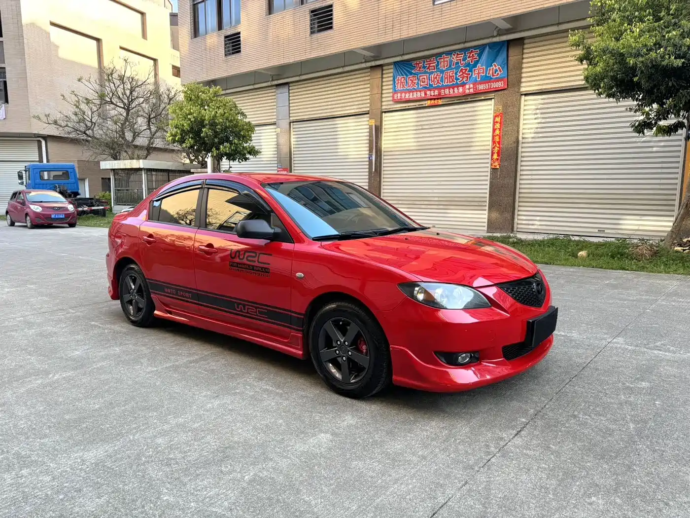 Photo 3 - Mazda 3