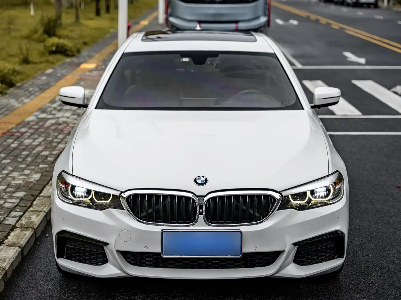 BMW 5 Series 2019 Facelift 530Li Leading M Sport Package фото 2