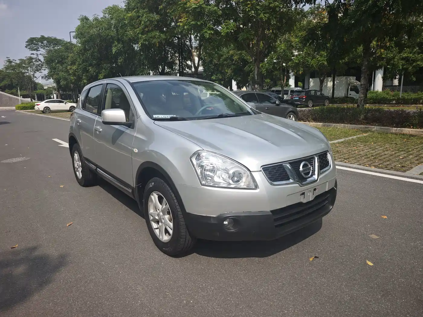Фото 2 - Nissan Qashqai