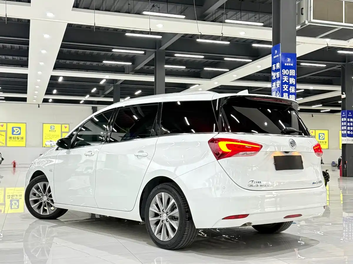 Buick GL6 2021 323T Mild Hybrid Connected Luxury фото 2
