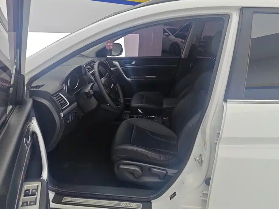 Фото 9 - Haval M6