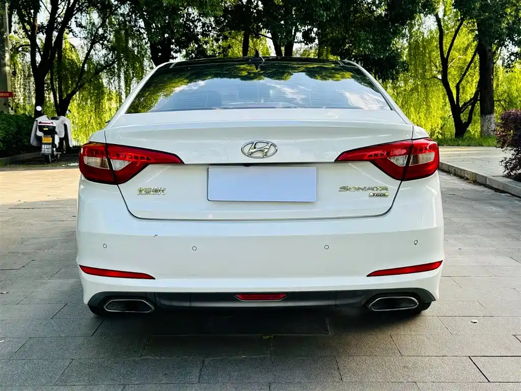 Hyundai Sonata 2015 1.6T GLS Smart фото 7