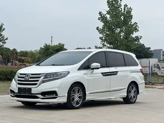 Honda Elysion 2.0L, Гибрид, Топ