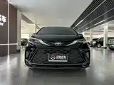 Фото 2 - Toyota Granvia