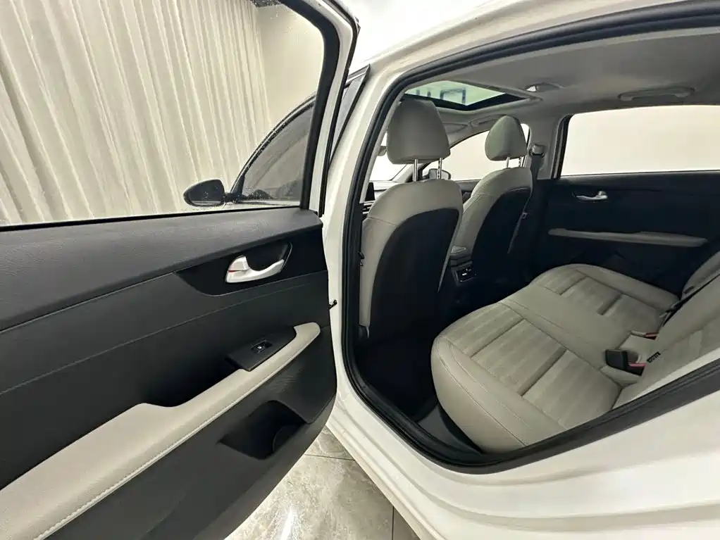 Kia K3 2023 2023 Model 1.5L CVT Luxury Edition