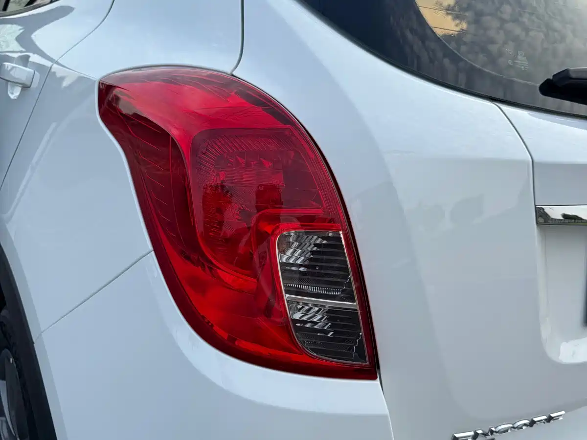 Photo 24 - Buick Encore