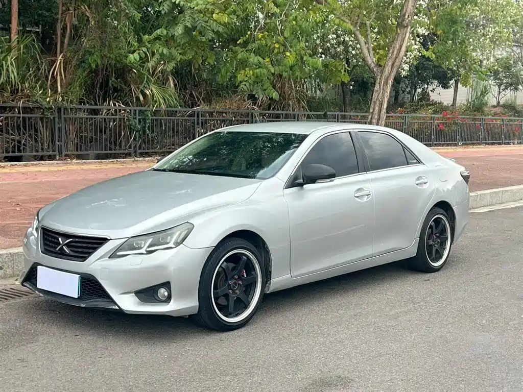 Toyota Reiz 2010 2.5V Elegance Elite Edition