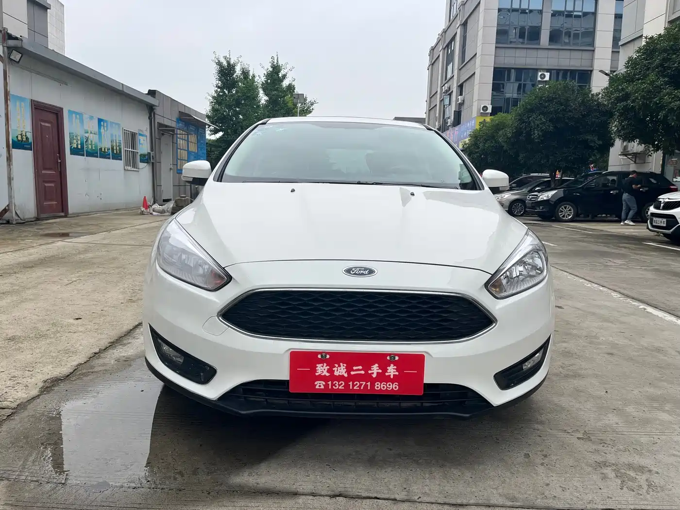Фото 2 - Ford Focus
