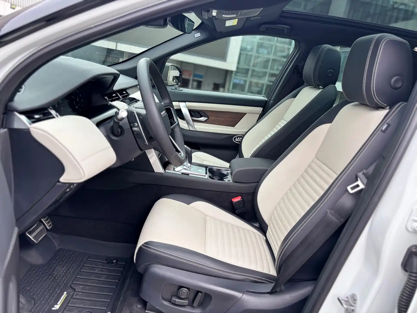 Land Rover Discovery Sport PHEV 2022 2022 Model P300e Performance Technology Edition