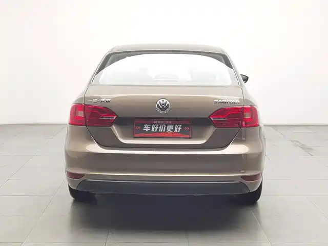 Volkswagen Sagitar 2014 Facelift 1.6L Automatic Comfort — фото 4