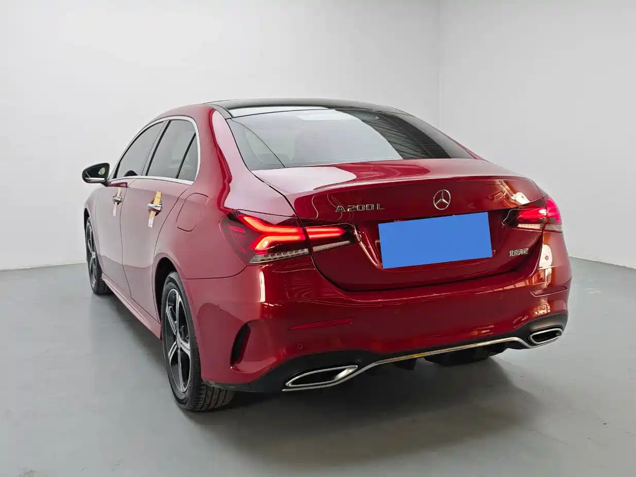 Mercedes-Benz A-Class 2022 Facelift III A 200 L Sport Sedan Fashion фото 6
