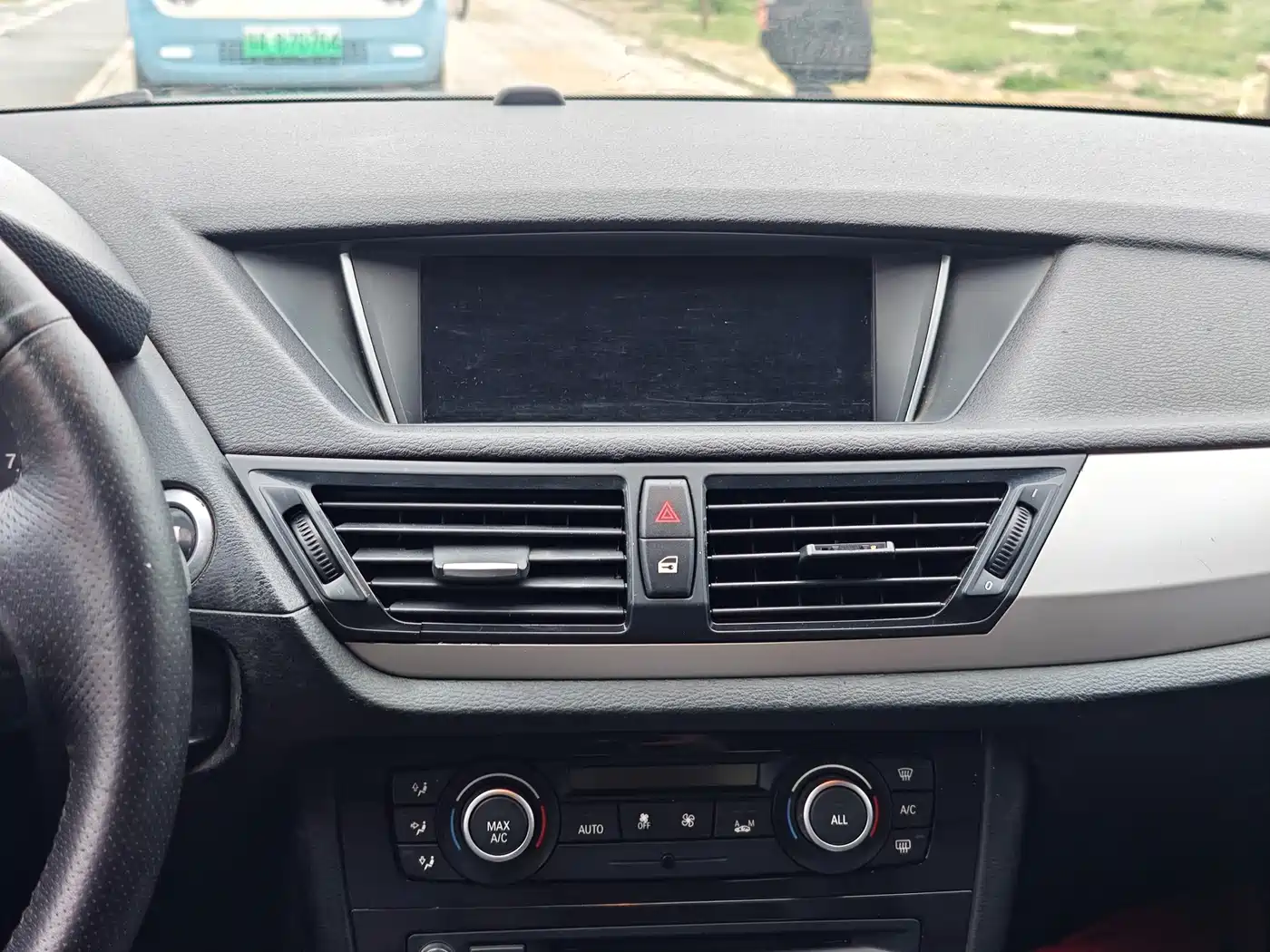 BMW X1 (Import) 2012 sDrive18i Luxury фото 17