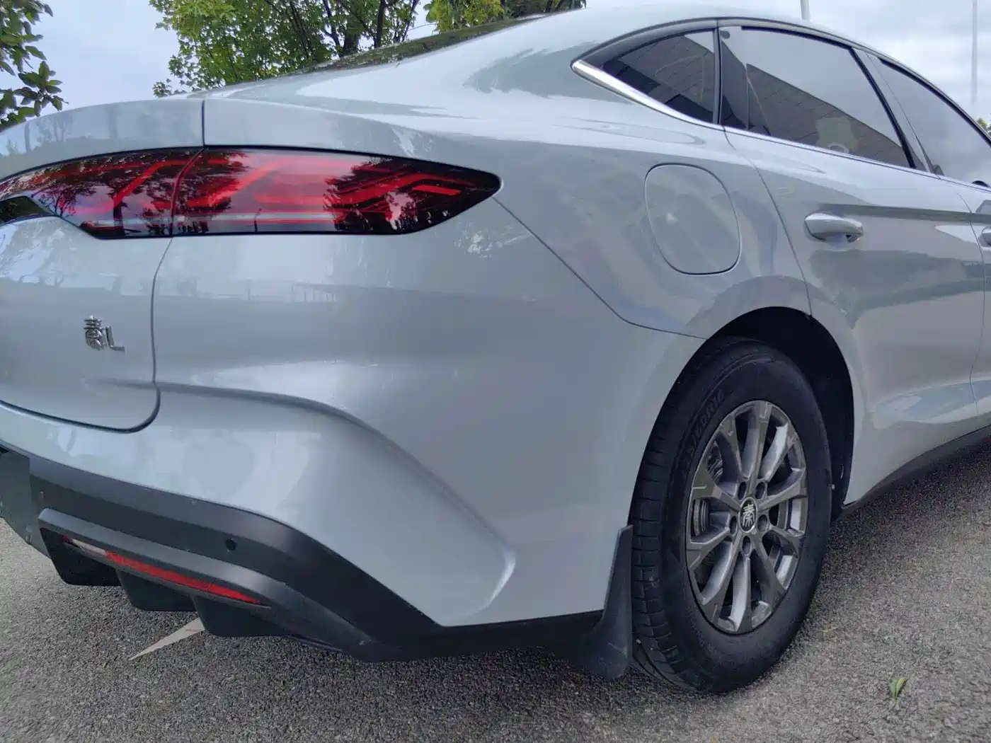 BYD Qin L 2024 2024 DM-i 80KM Leading Edition