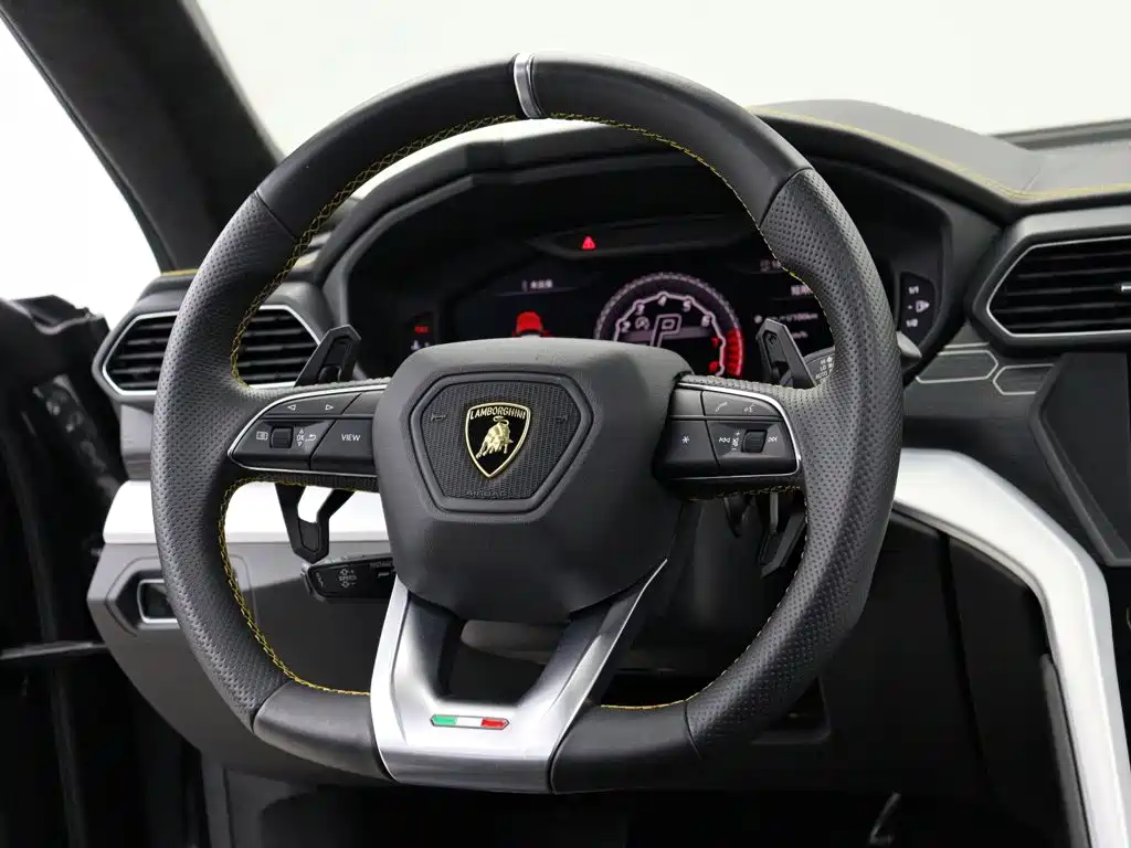 Lamborghini Urus 2019 2018 4.0T V8