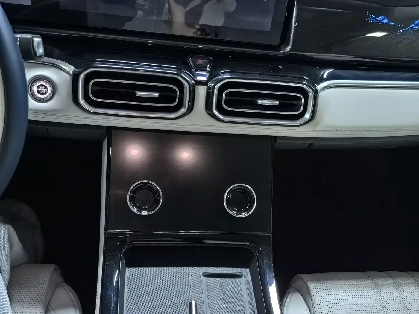 Jetour Shanhai L7 2025 2024 Model 1.5T 120km MAX+ 7-Seater