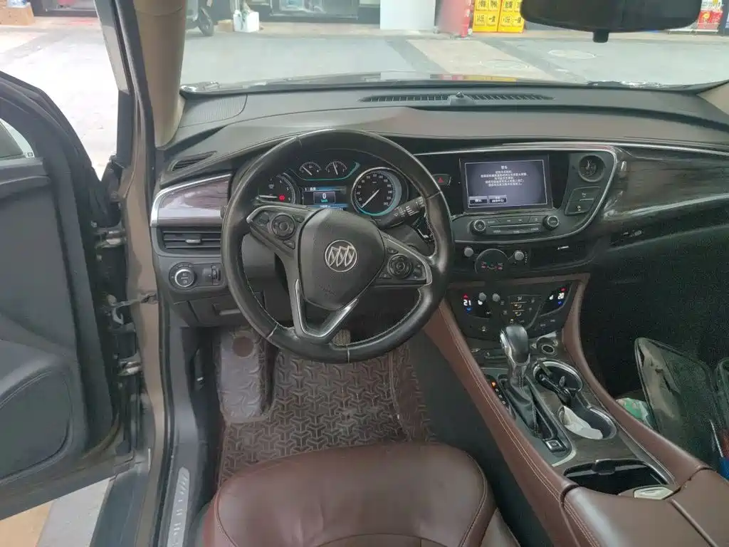 Фото 3 - Buick Envision Plus