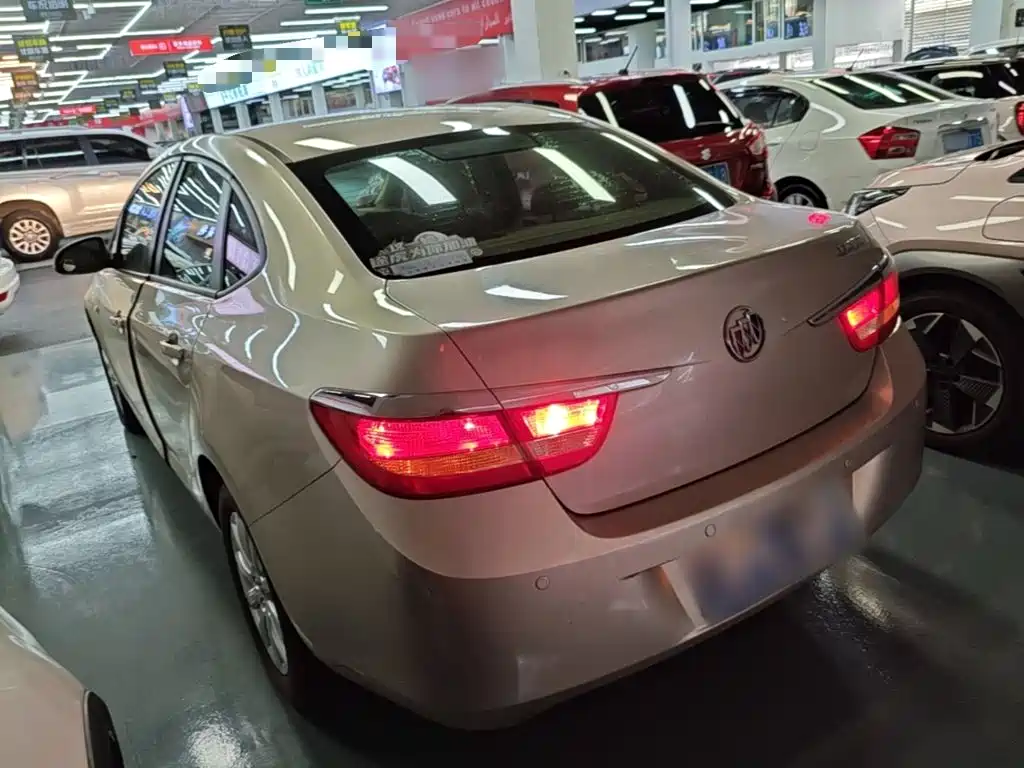 Фото 5 - Buick Excelle