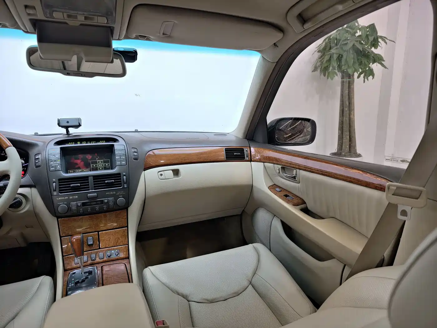 Lexus LS 2005 430 фото 23