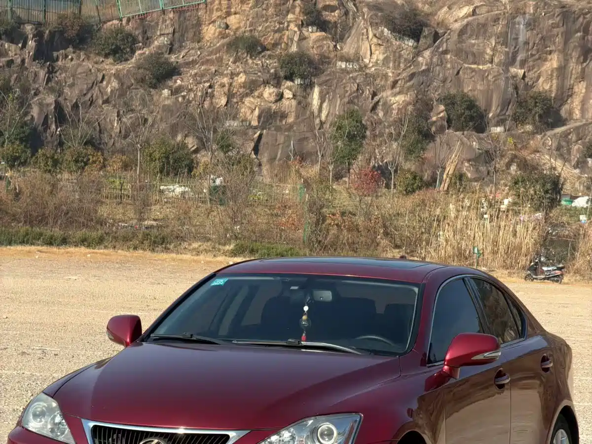 Lexus IS 2011 250 Sport фото 2