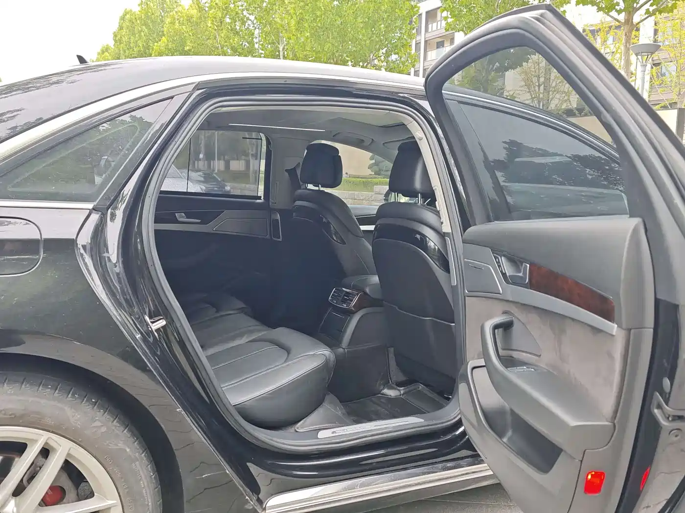 Audi A8 2016 A8L 45 TFSI quattro Comfort фото 7