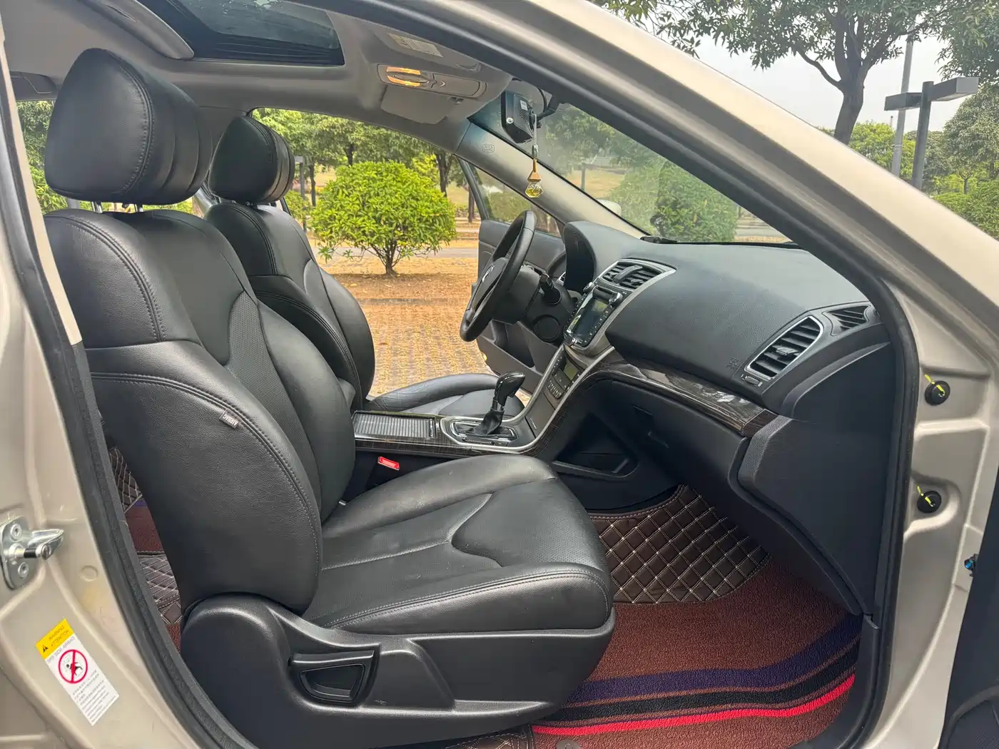 Changan Ruicheng 2016 2014 1.8T Auto Anniversary Edition China V