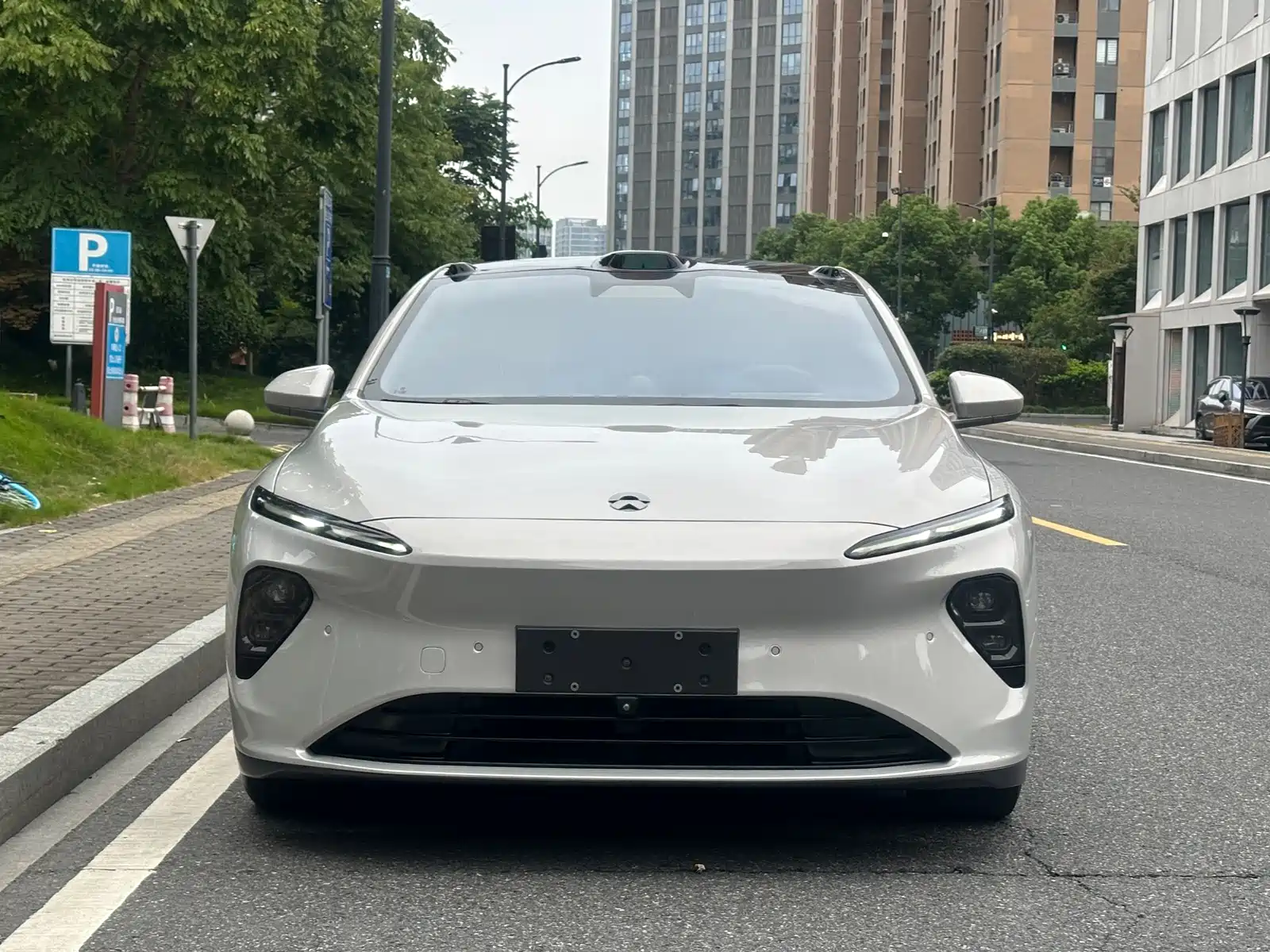 Фото 2 - NIO ET7