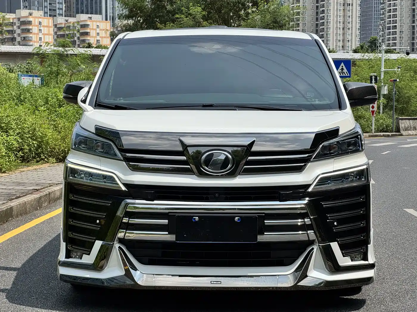Toyota Vellfire 2020 2020 Twin Engine 2.5L HV Premium Edition