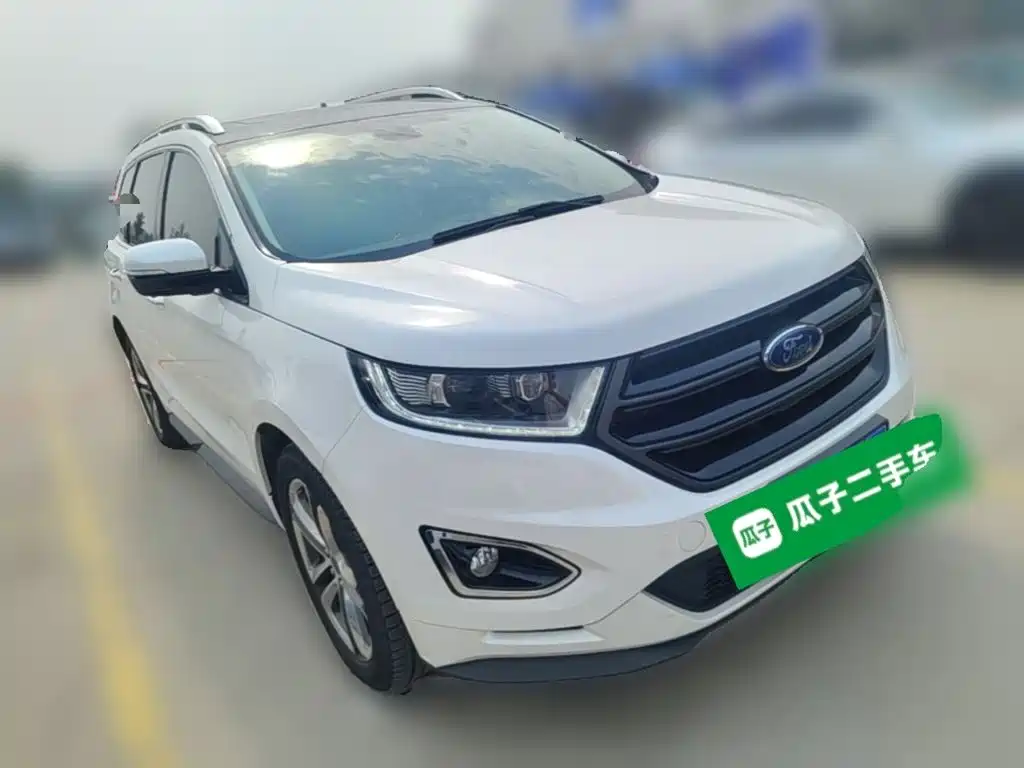 Фото 6 - Ford Edge