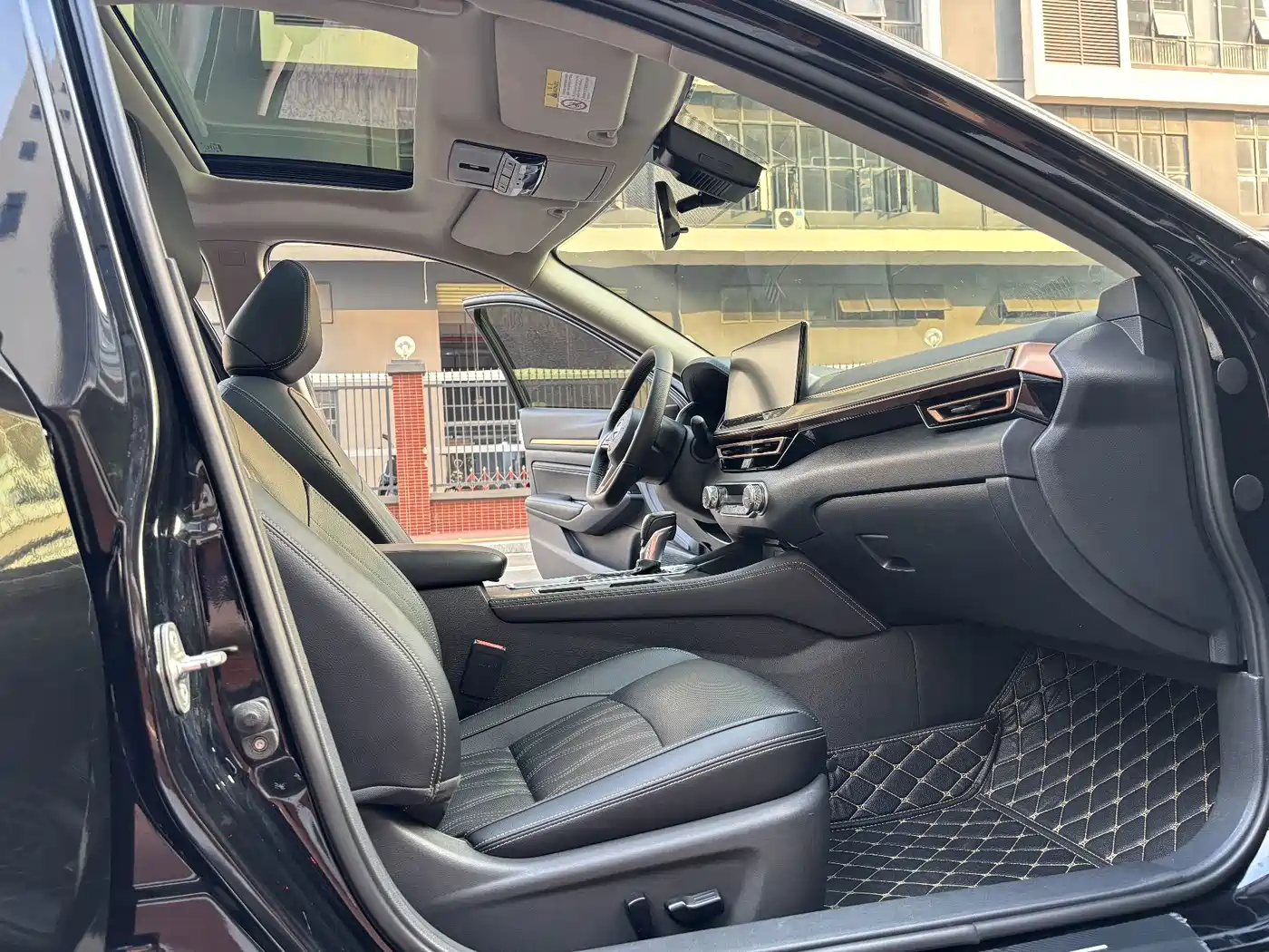Nissan Teana 2024 2024 2.0L SV Black Gold Edition