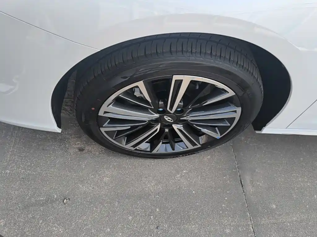 Photo 23 - Chery Arrizo 8 PRO