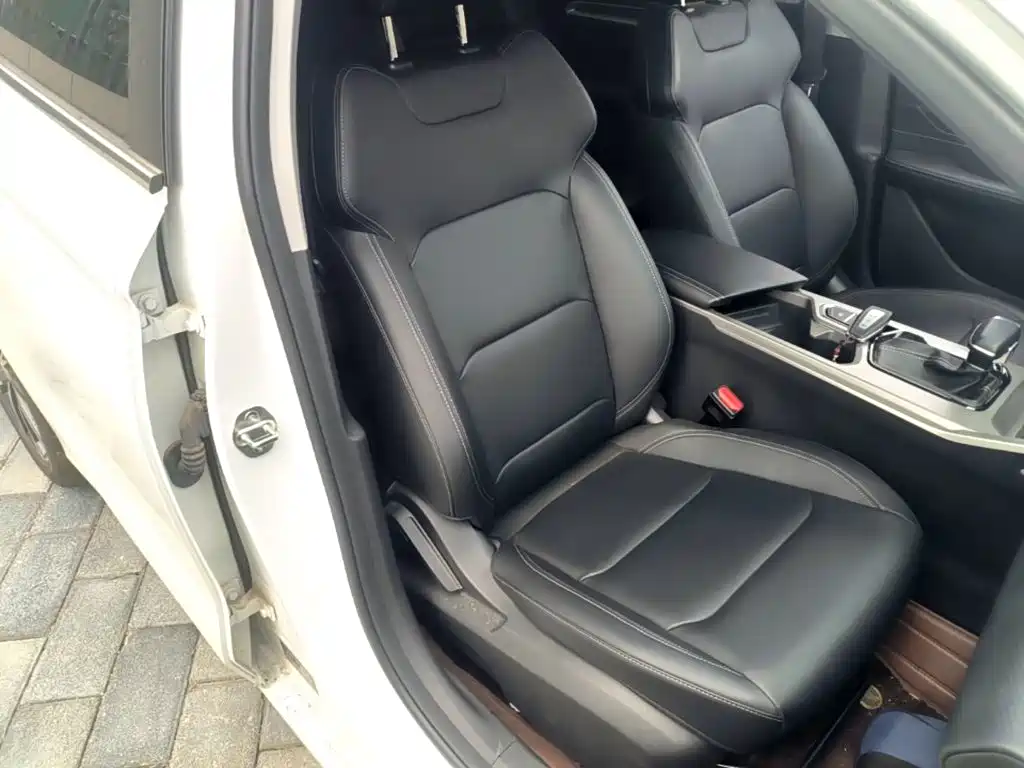 Geely Emgrand 2025 2025 4th Gen 1.5L CVT Premium