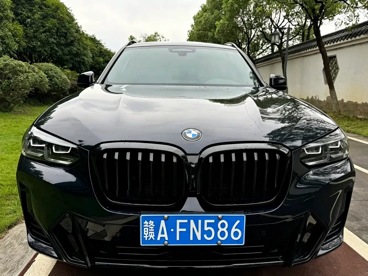 Photo 2 - BMW X3