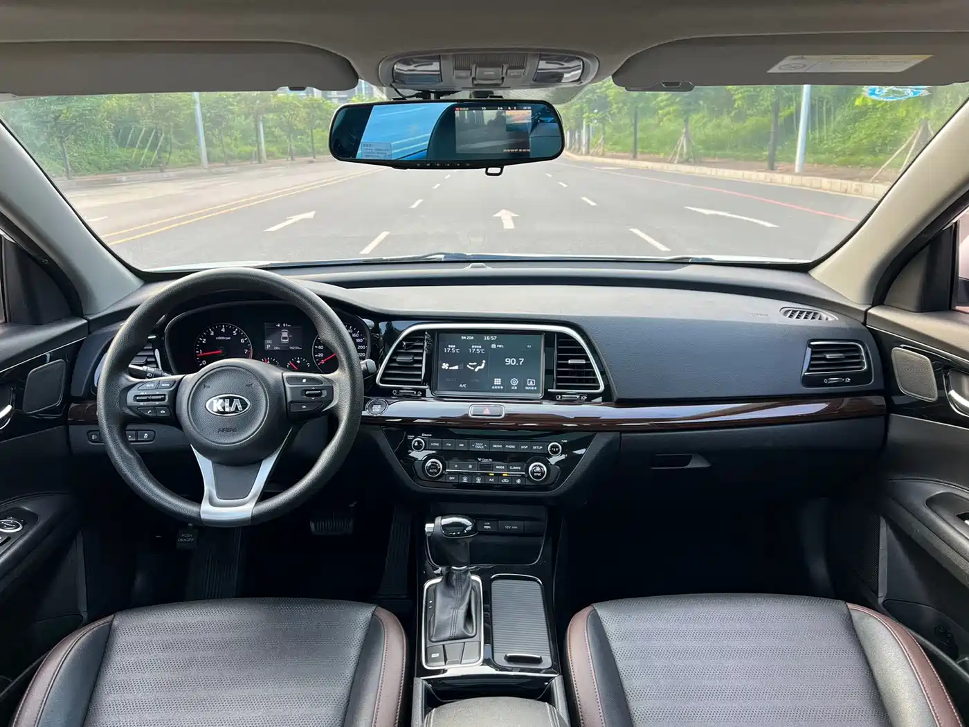 Kia Kaishen 2018 2017 1.8L Automatic GLS
