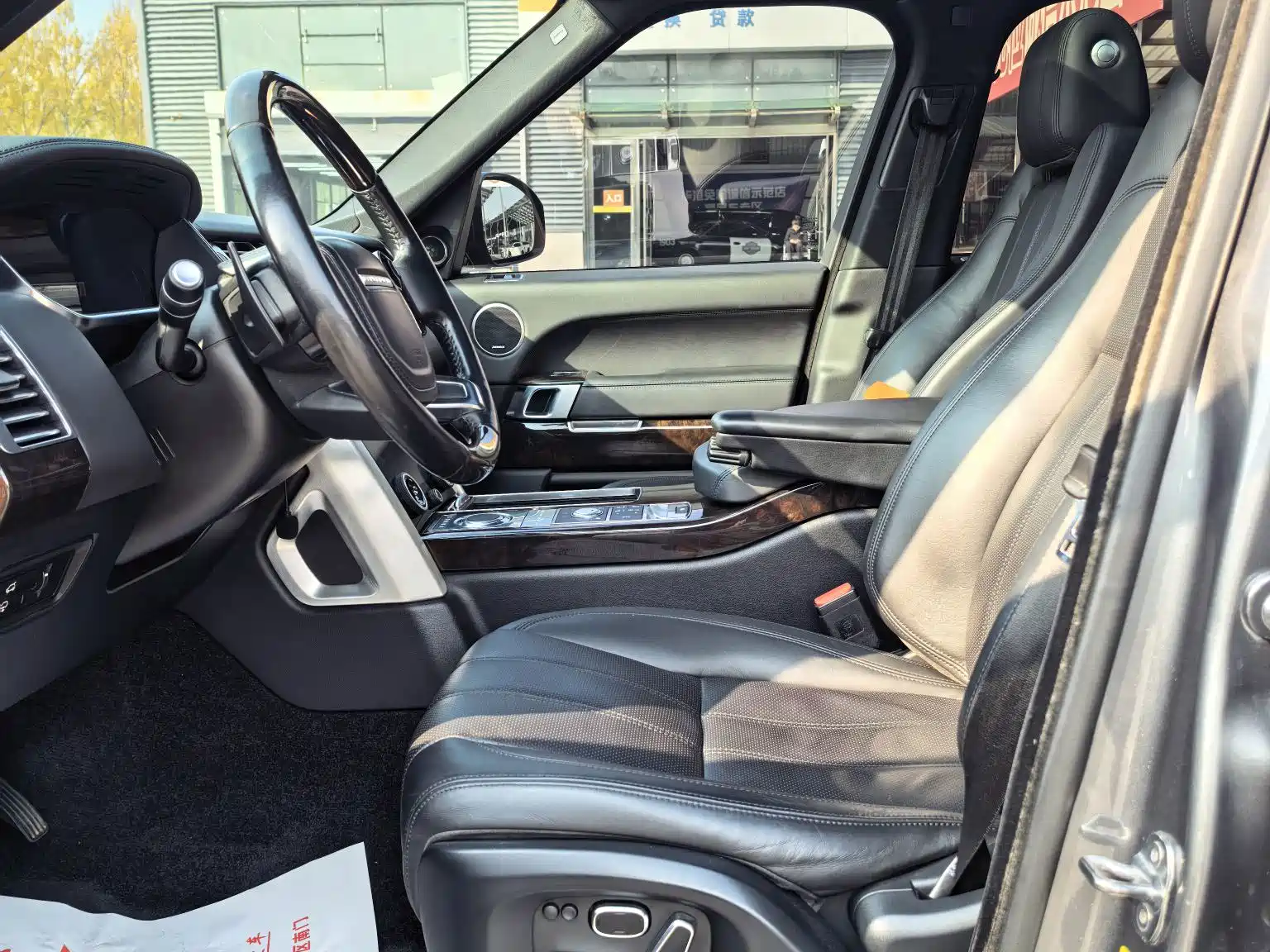 Фото 4 - Land Rover Range Rover