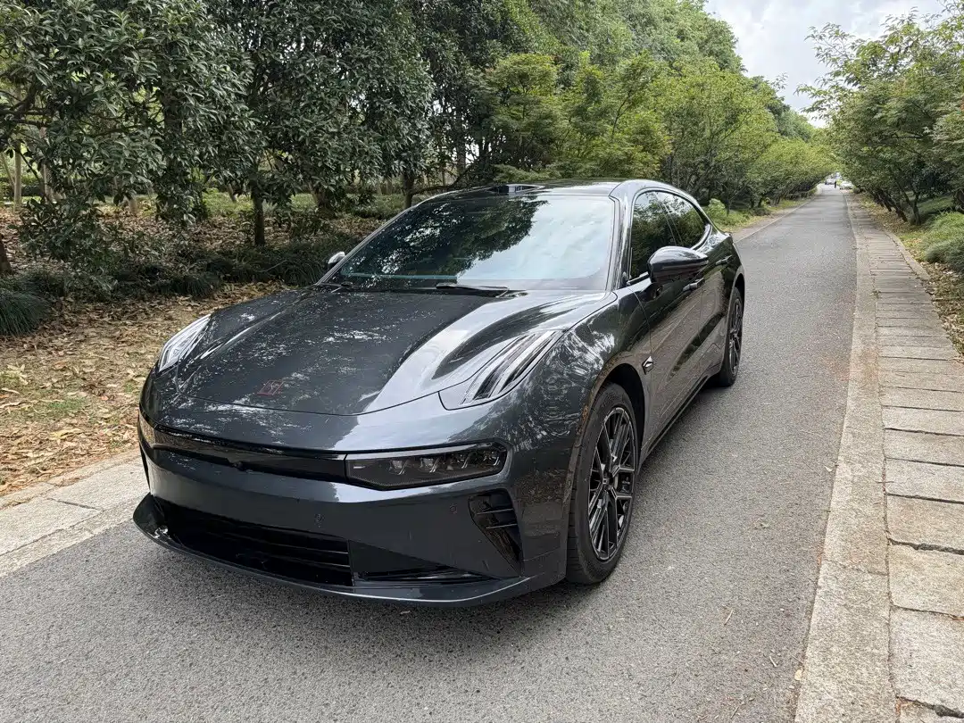 2026 ZEEKR 001