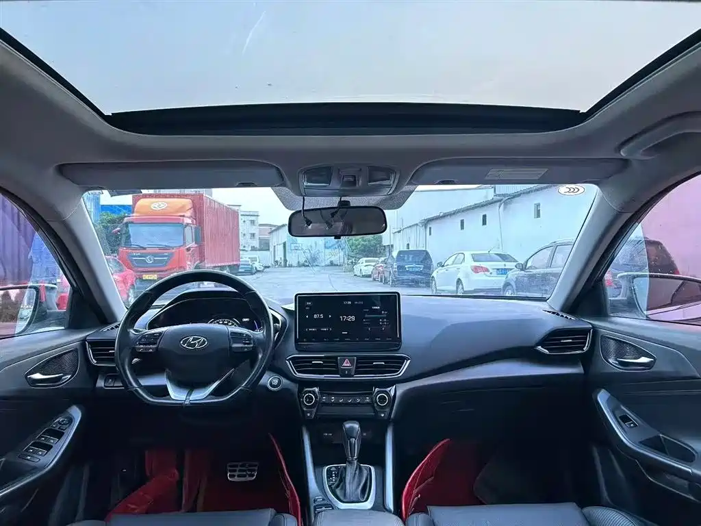 Hyundai Fista 2019 280TGDi Sport Edition China VI фото 5