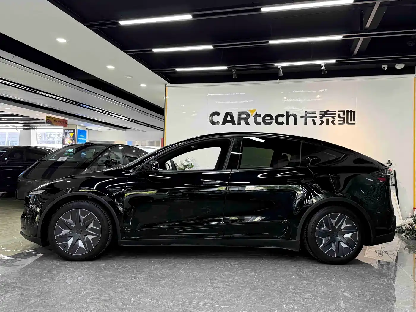 Tesla Model Y L 2026 2025 Facelift Long Range AWD