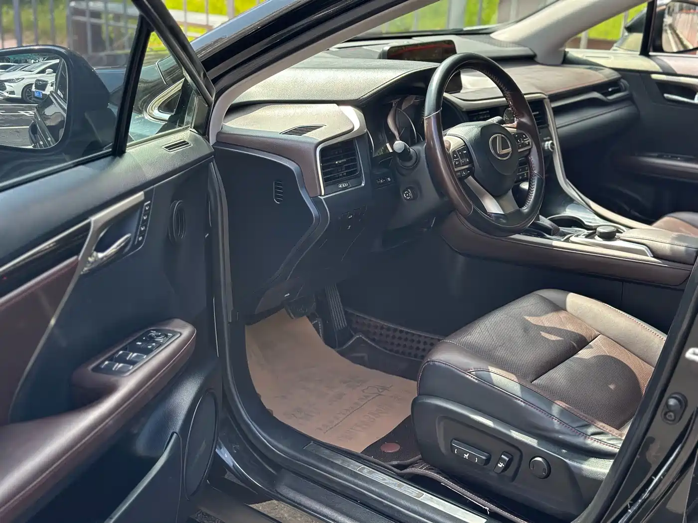 Lexus RX 2016 300 4WD Elegance Edition (China V) фото 13