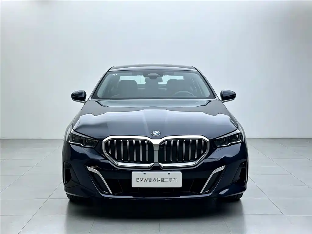 BMW 5 Series 2026 2025 530Li Leading M Sport Package