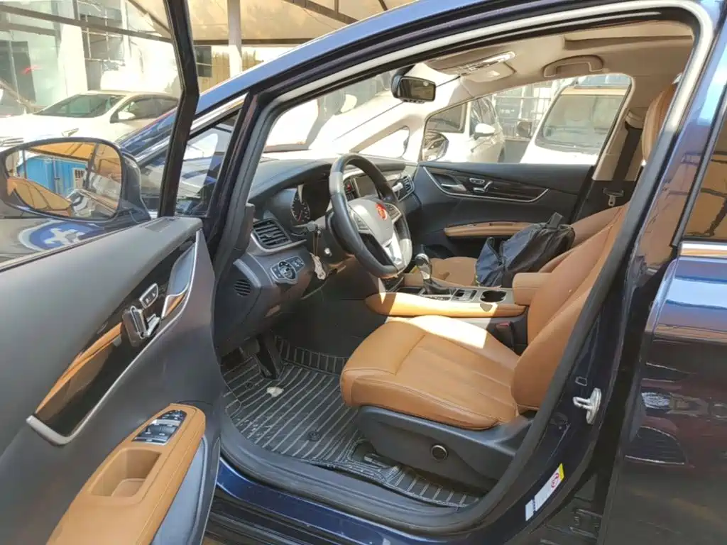 Photo 16 - BYD Song MAX