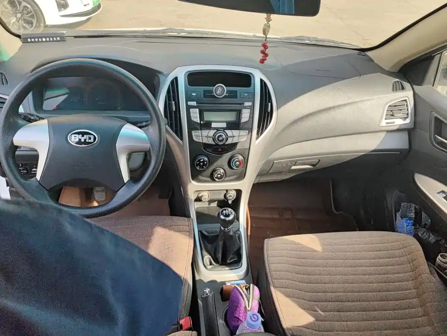 BYD F3 2015 2015 Energy-saving Edition 1.5L Manual Luxury