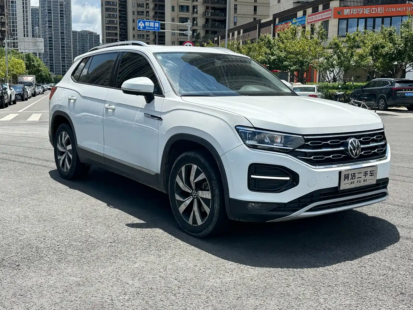Фото 3 - Volkswagen Tayron
