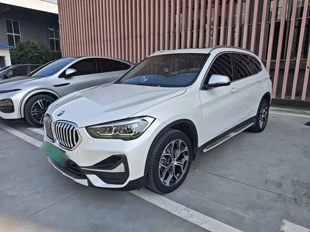 Фото 1 - BMW X1