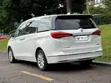 Фото 4 - Buick GL8
