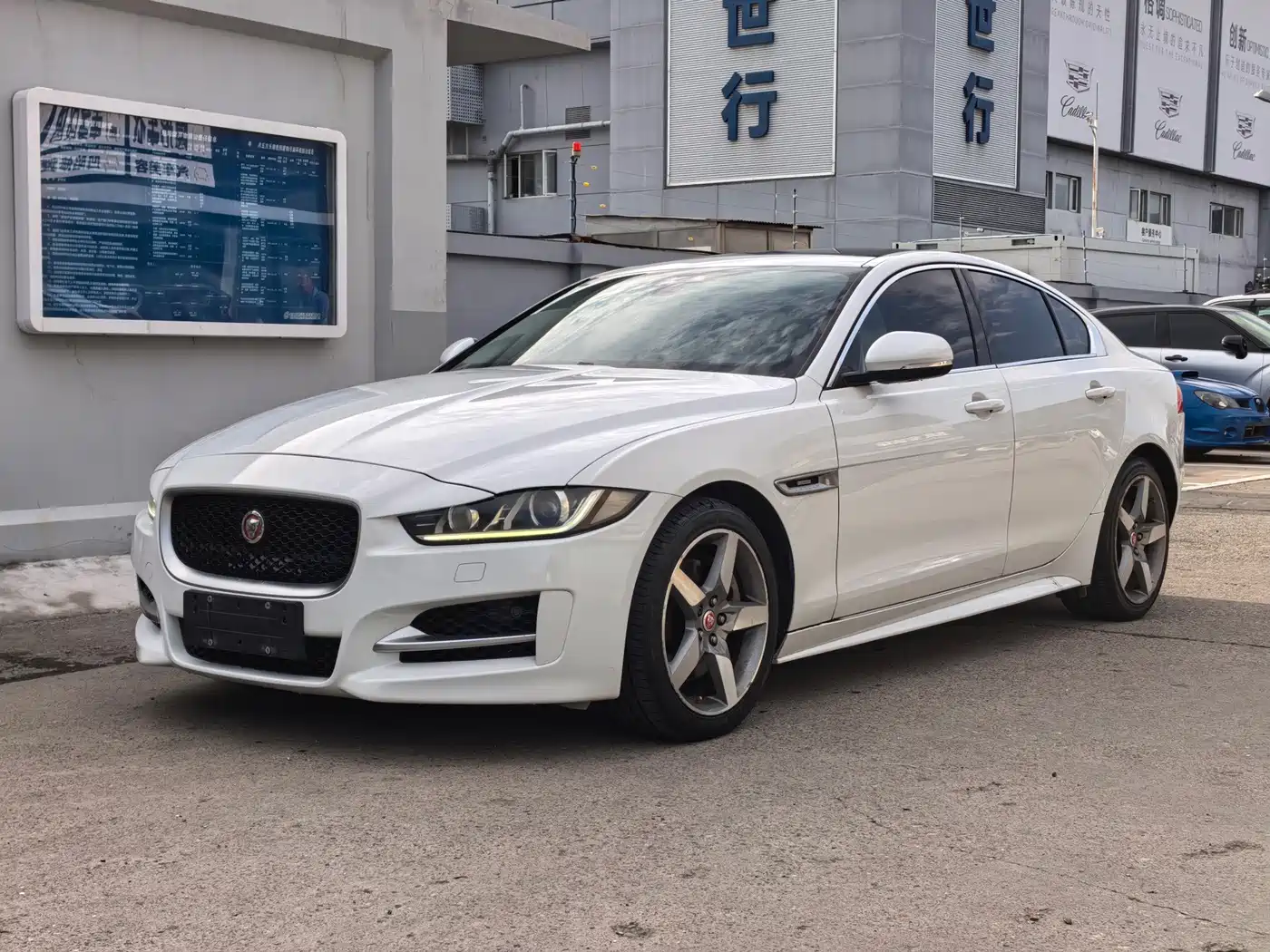Jaguar XE 2016 2015 2.0T 200PS R-Sport