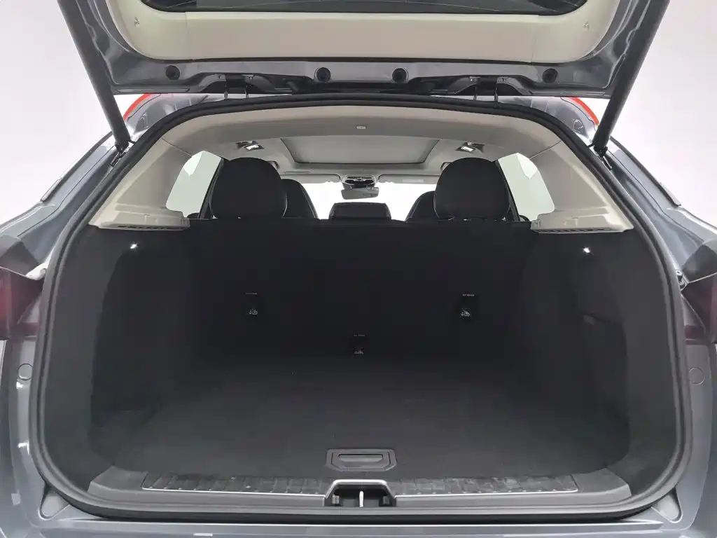 Lynk & Co 01 EM-P 2018 2018 1.5T PHEV Jin Pro China V