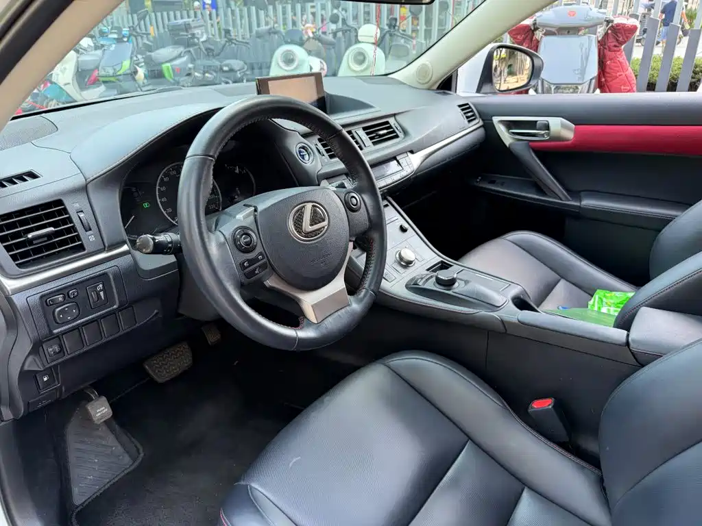 Lexus CT 2019 2017 CT200h Comfort (Single Color, China V)