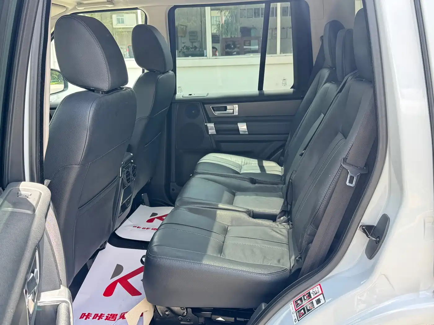 Фото 6 - Land Rover Discovery