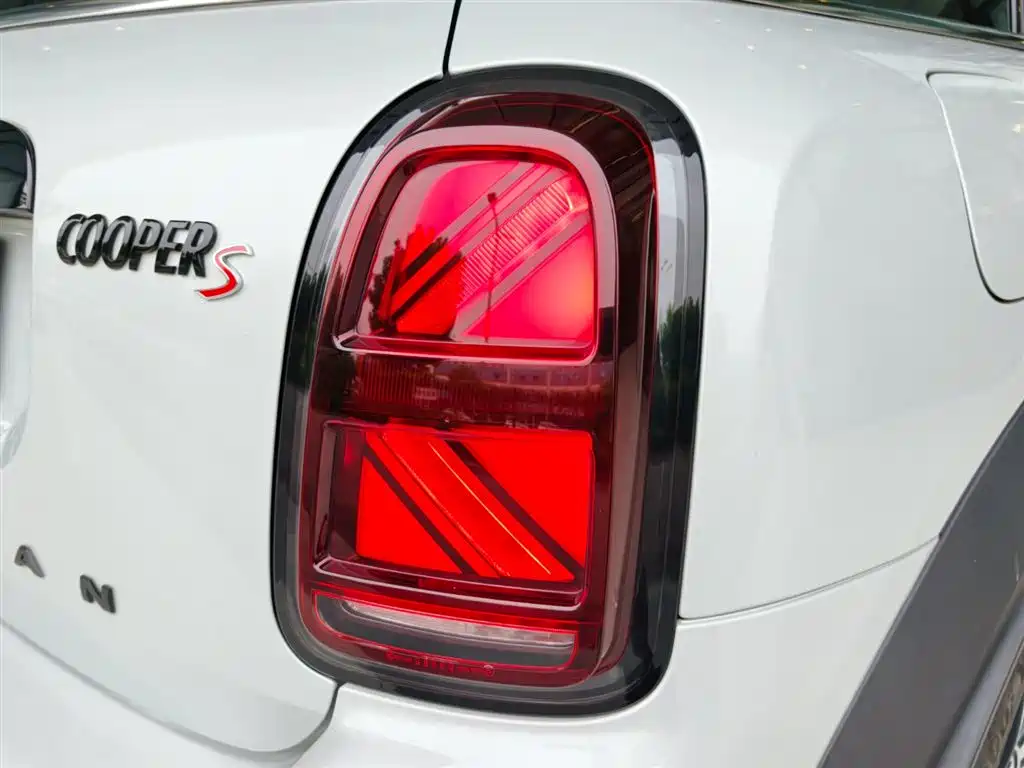 MINI COUNTRYMAN 2023 2023 2.0T COOPER S ALL4 Connoisseur